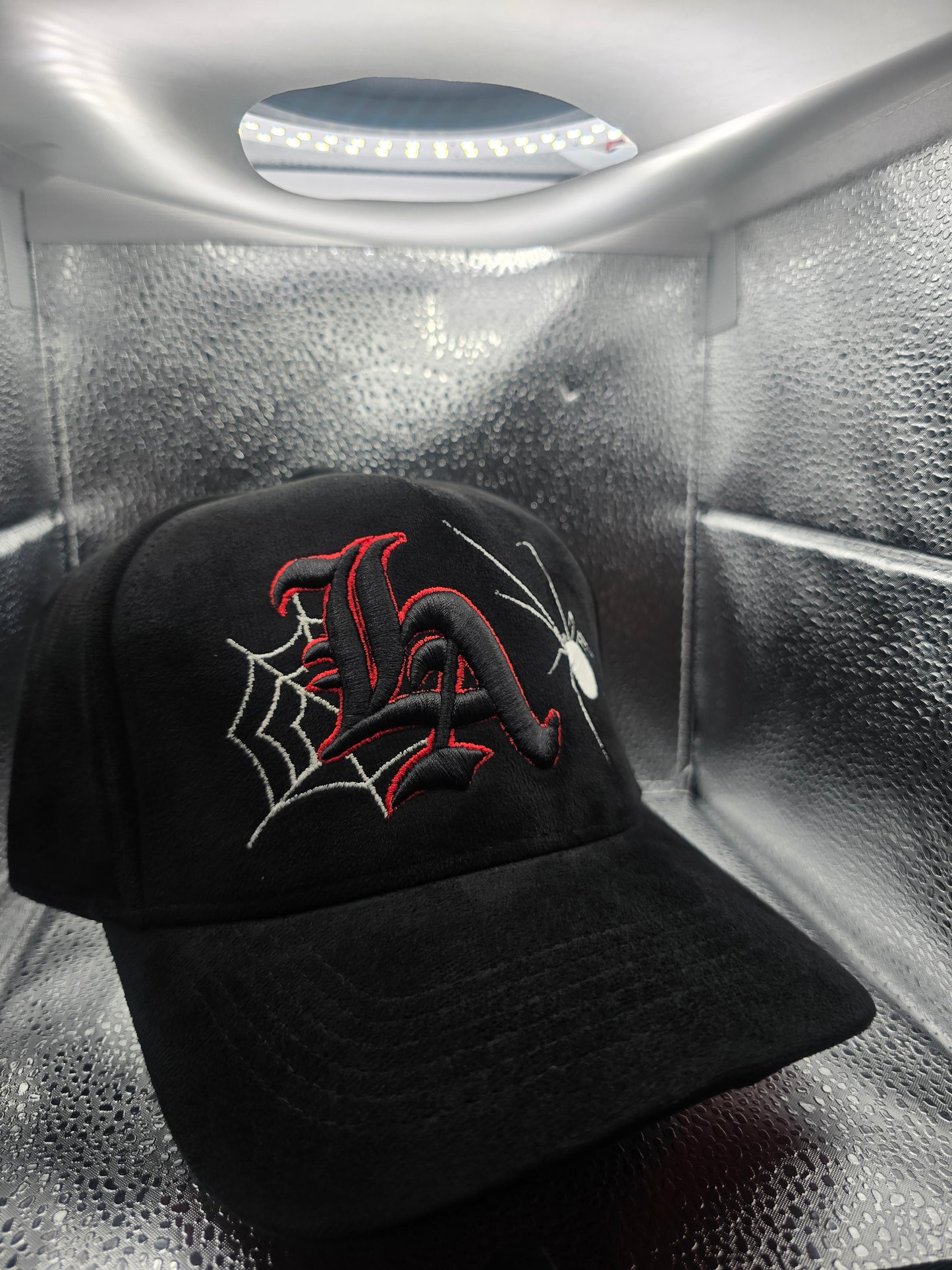 Gorra LA de gamuza